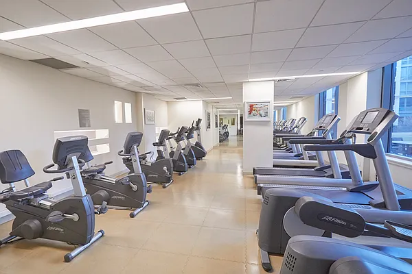 Rented by Voro, LLC | media 32