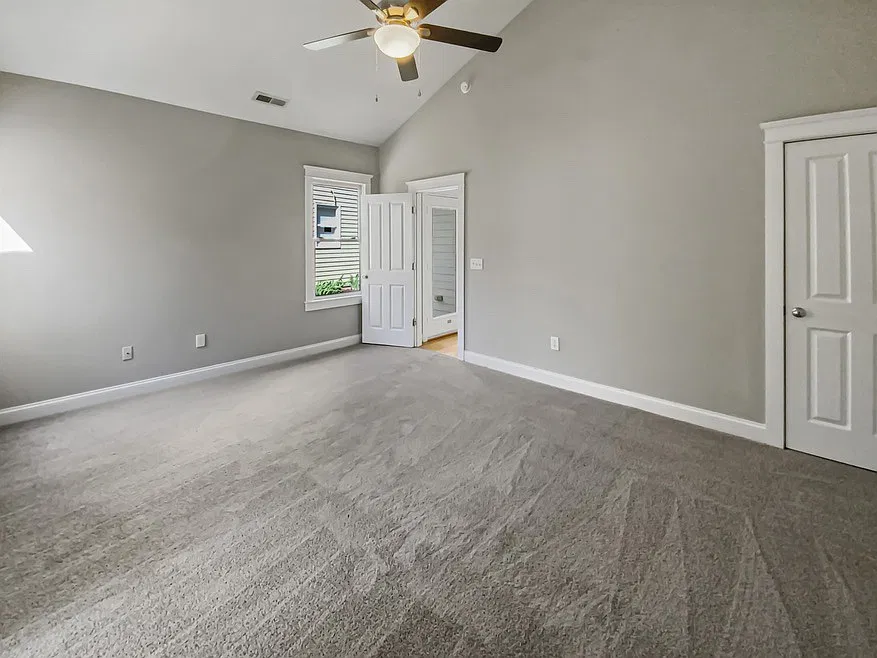 5404 Cary Glen Blvd — Photo 2
