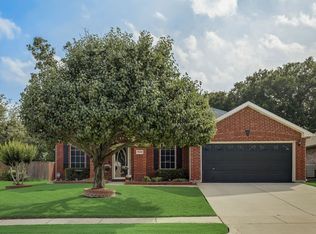 7004 Montego Ct, Arlington, TX 76002