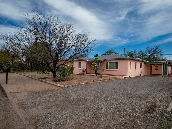 3rd image of 2906 E Monte Vista Dr