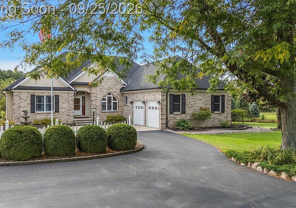 2nd image of 1900 Baldwin Rd