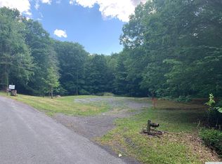 96 Deyo Rd, Coeymans Hollow, NY 12046