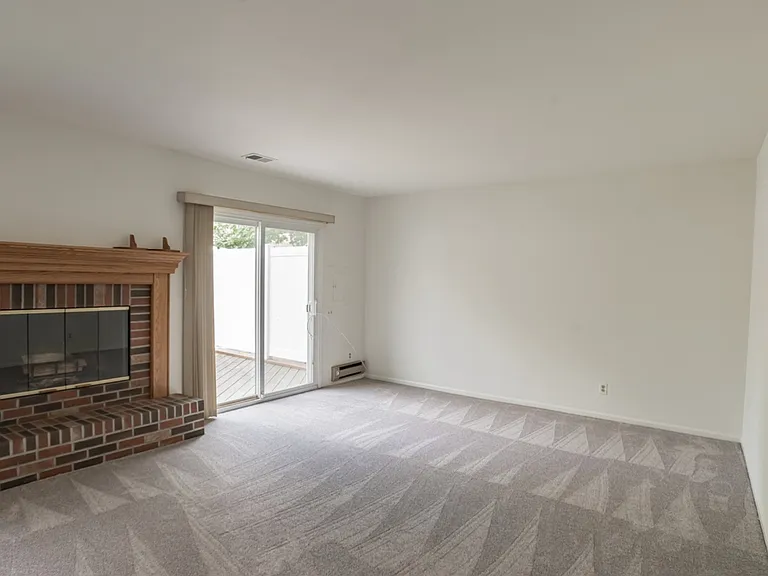 515 Hunters Way #515 — Photo 22