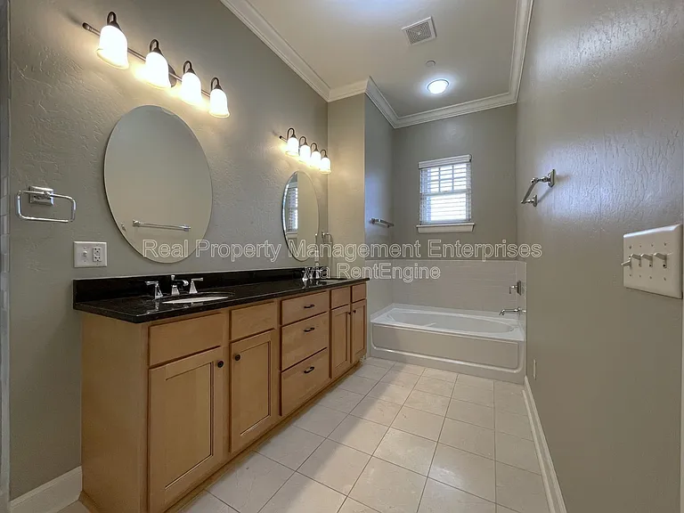 200 Russell M Perry Ave — Photo 15