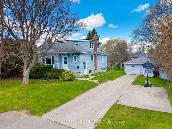16 Hamilton Ave, Cobourg, ON K9A 1V6