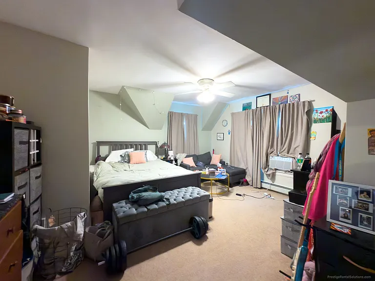 318 N Harvard St #1 — Photo 14