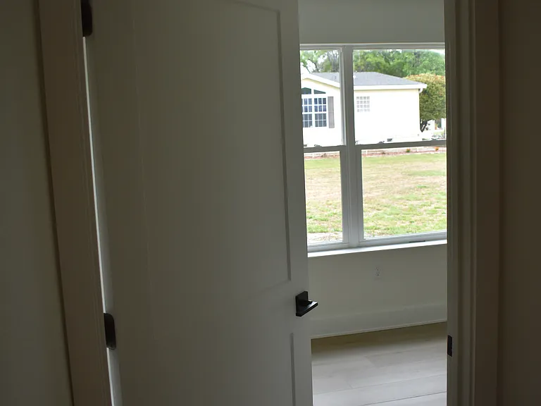 102 Gator Ct — Photo 35