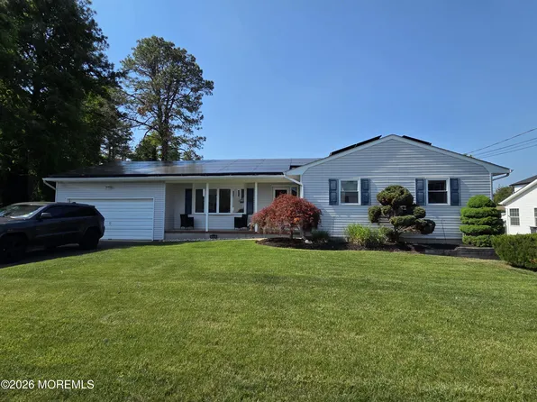 1025 Monmouth Avenue, Toms River, NJ 08757