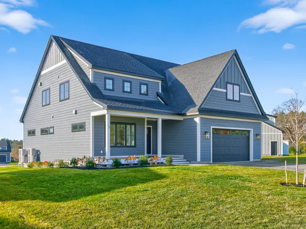 134 Owl's Nest Road, Portland, ME 04102
