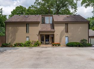 3624 38th St APT 6, Rock Island, IL 61201