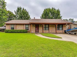 1117 Chester St, Cleburne, TX 76033