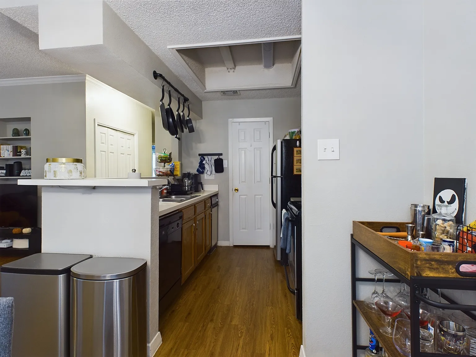 915 W 23rd St Apt 104 — Photo 4