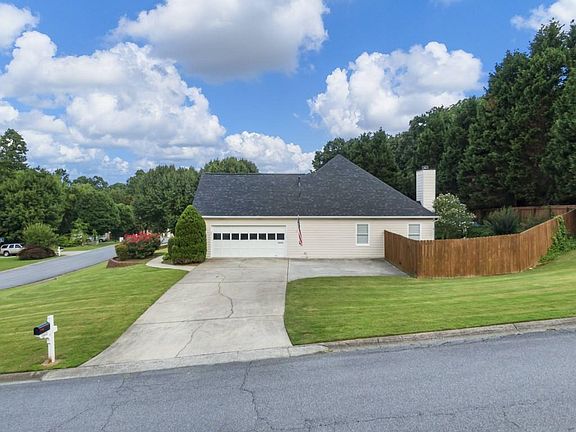 5th image of 1660 Windsong Park Dr