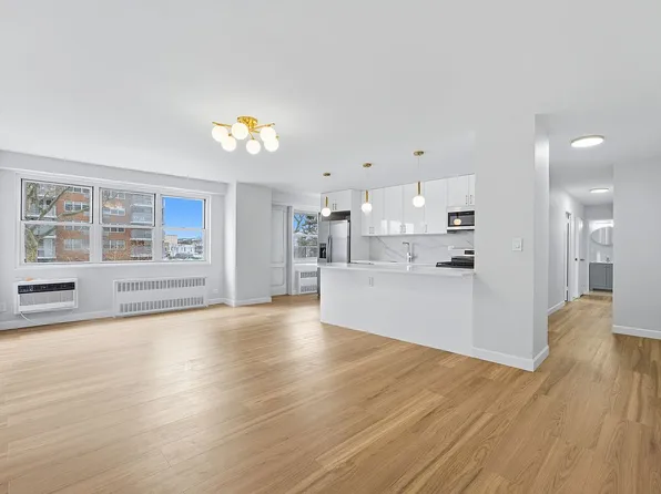 2483 W 16th St APT 2J, Brooklyn, NY 11214