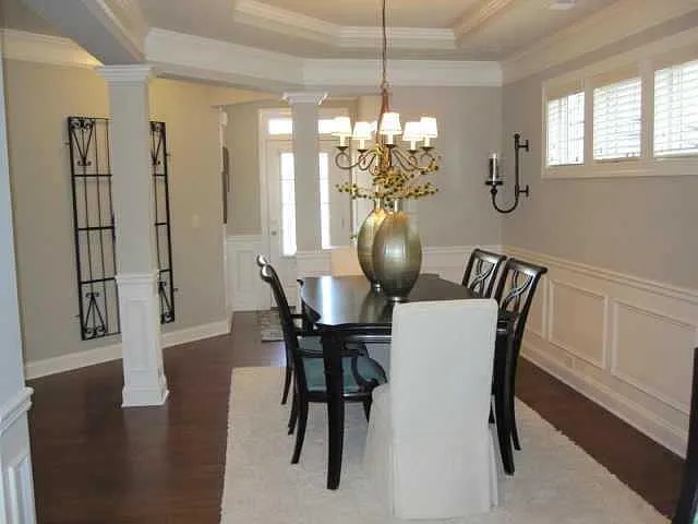 3 bed, 2.5 bath, 2096 sqft, $2,500 — Photo 2