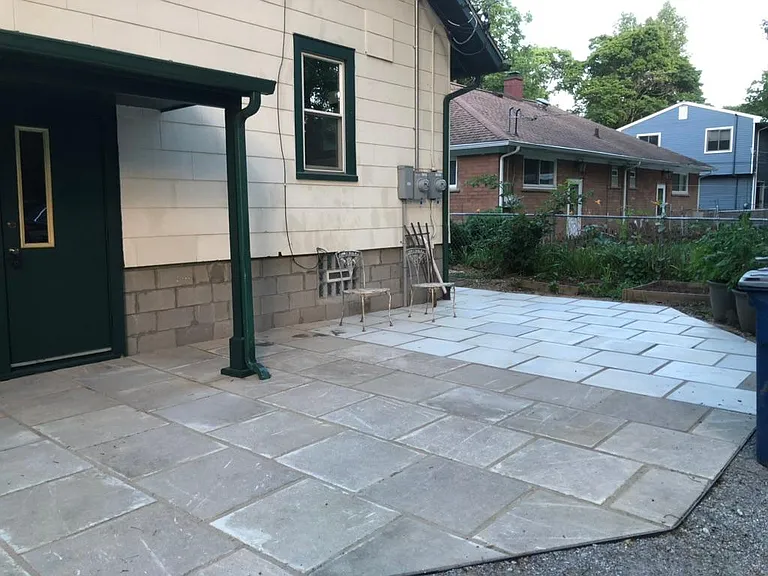 2314 Packard St — Photo 6