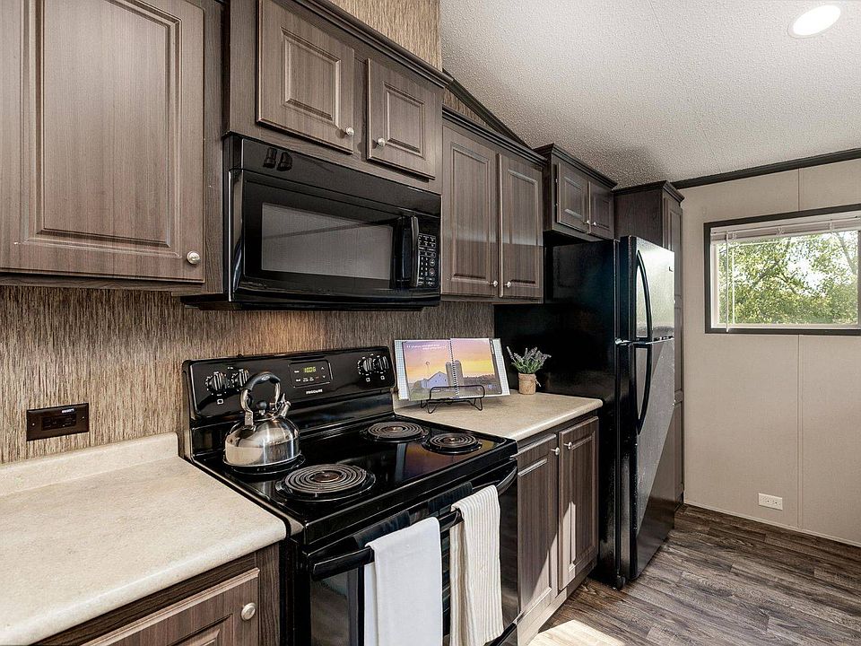 1st image of 1001 E Macarthur Rd Lot 71