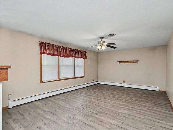 5th image of 105 Homewood Rd