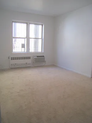 Rented by Arvik Group Real Estate | media 2