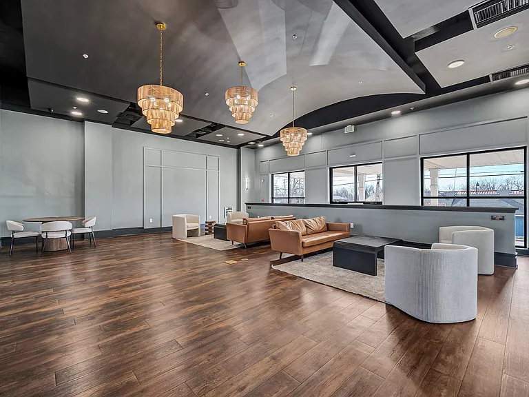 Ashbury Courts Apartments — Photo 15
