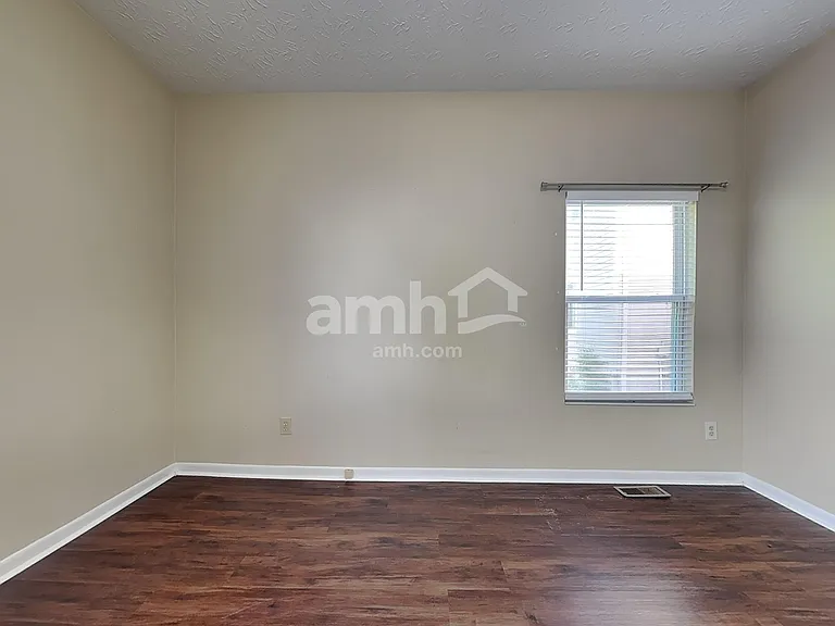 9021 Crimson Oak Dr — Photo 9