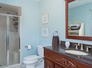 13 Cushing Dr, Bridgewater, NJ 08807