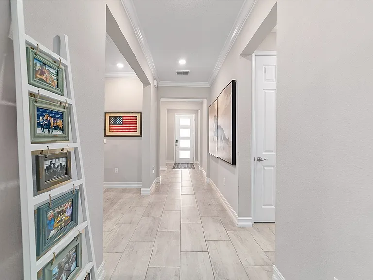 3384 NW 54th Ct — Photo 5