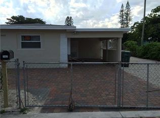 1402 SW 2nd Ave, Dania, FL 33004