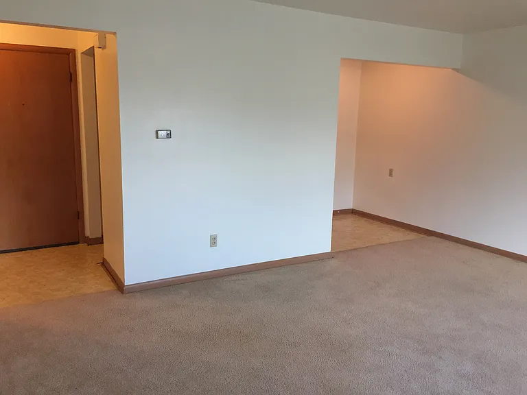 5529-43 S Disch Ave — Photo 6