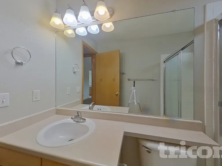 18659 E Hamilton Dr — Photo 12