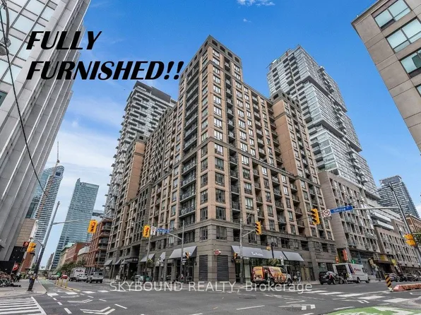 140 Simcoe St, Toronto, ON