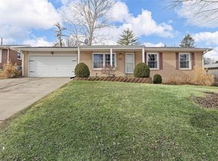 2605 Fair Oaks Dr, Saint Charles, MO 63301
