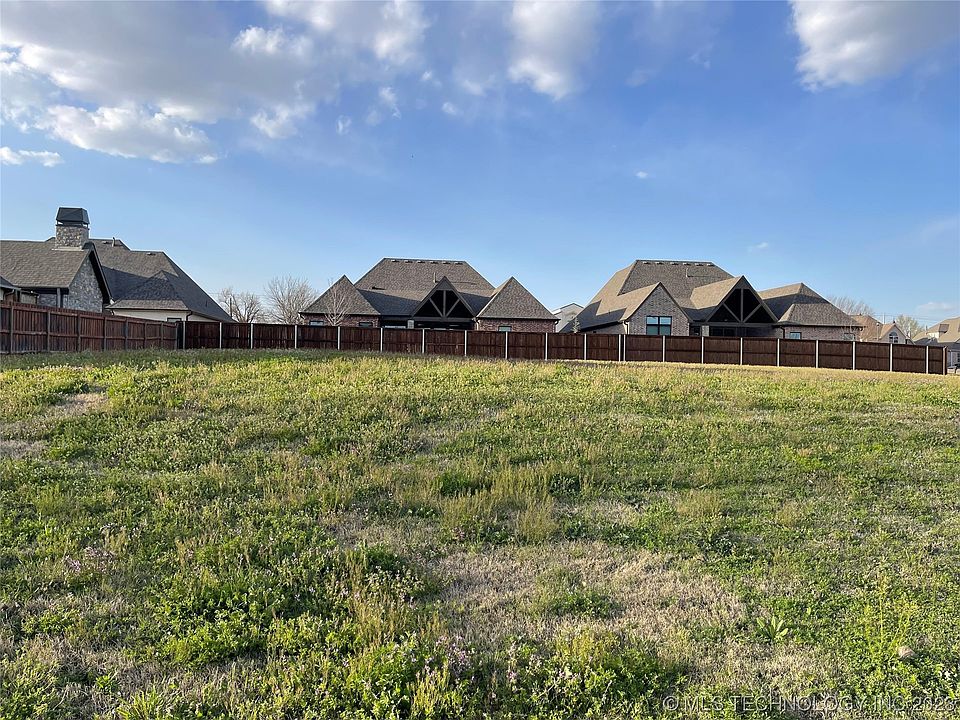 1st image of 4110 W Orlando Pl
