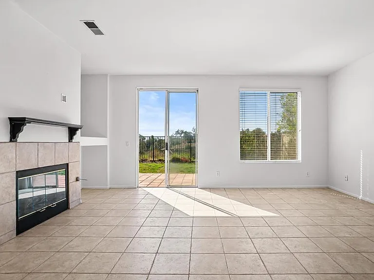750 Via Cafetal — Photo 12
