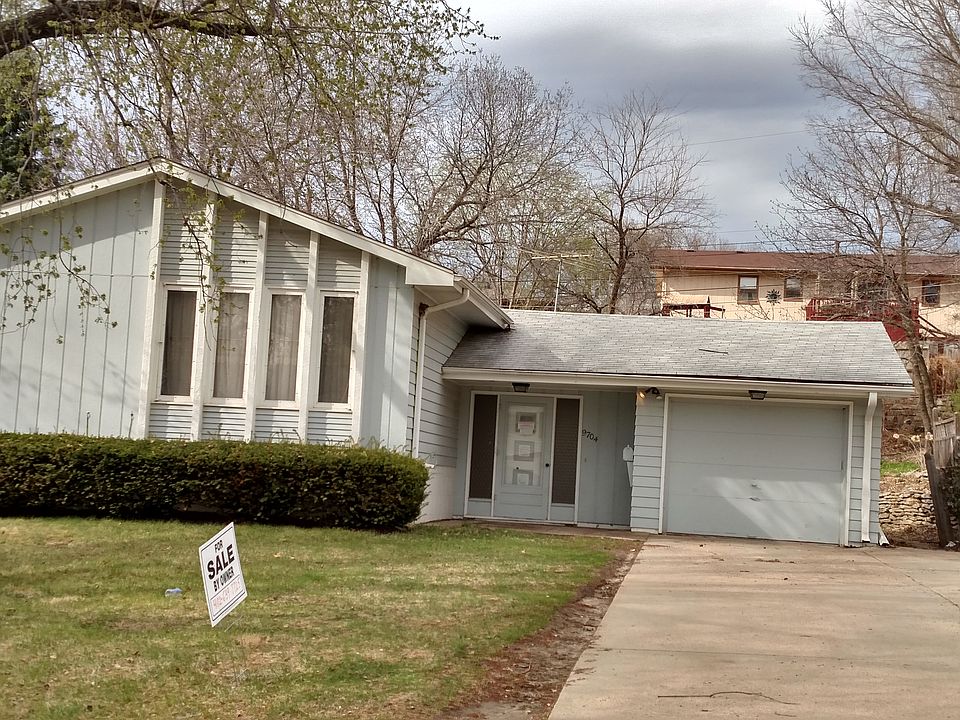 1st image of 9704 Grand Ave