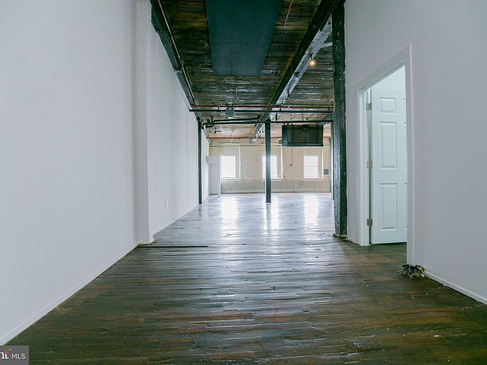 1st image of 1813 N Howard St #14A