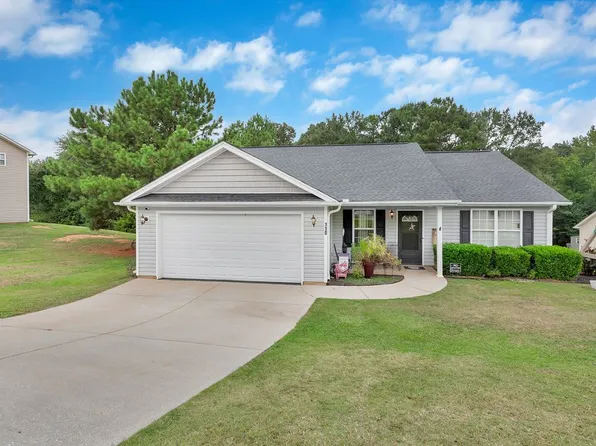 110 Claridge Pl, Belton, SC 29627