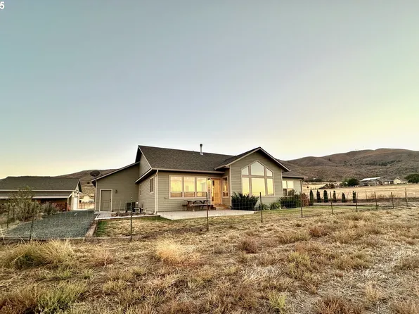 19000 Alpine Ln, Baker City, OR 97814