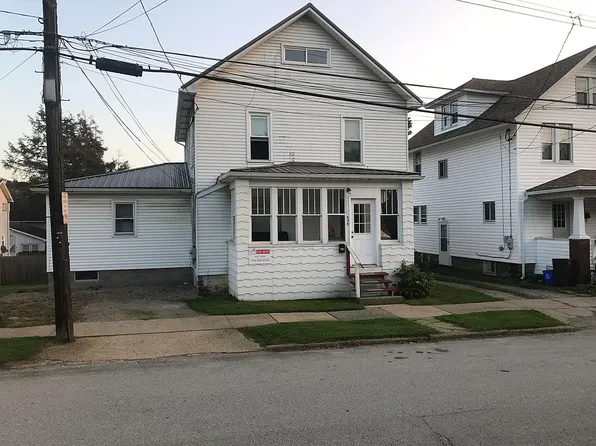 626/628 E Locust St, Indiana, PA 15701