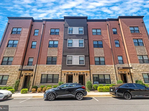 20495 Milbridge Ter, Ashburn, VA 20147