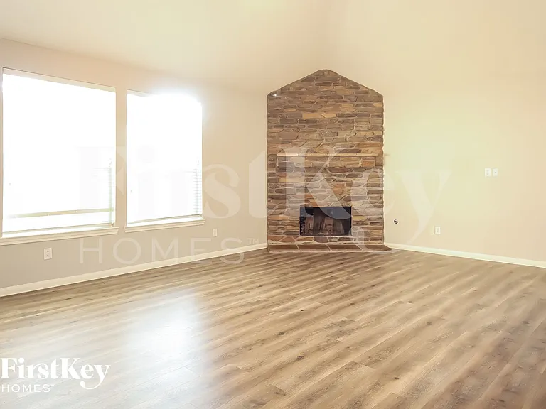 12323 Crescent Mountain Ln — Photo 7