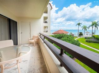 103 1st St E APT 116, Tierra Verde, FL 33715