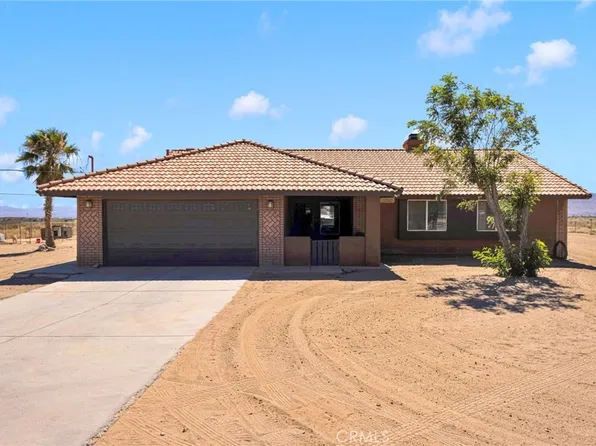10521 3rd Ave, Hesperia, CA 92345