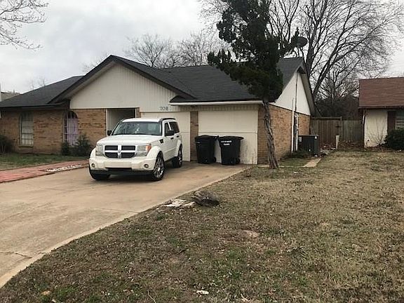 3rd image of 708 Wood Hollow Ln