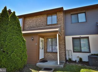 22 Fitzwatertown Rd UNIT D1, Willow Grove, PA 19090