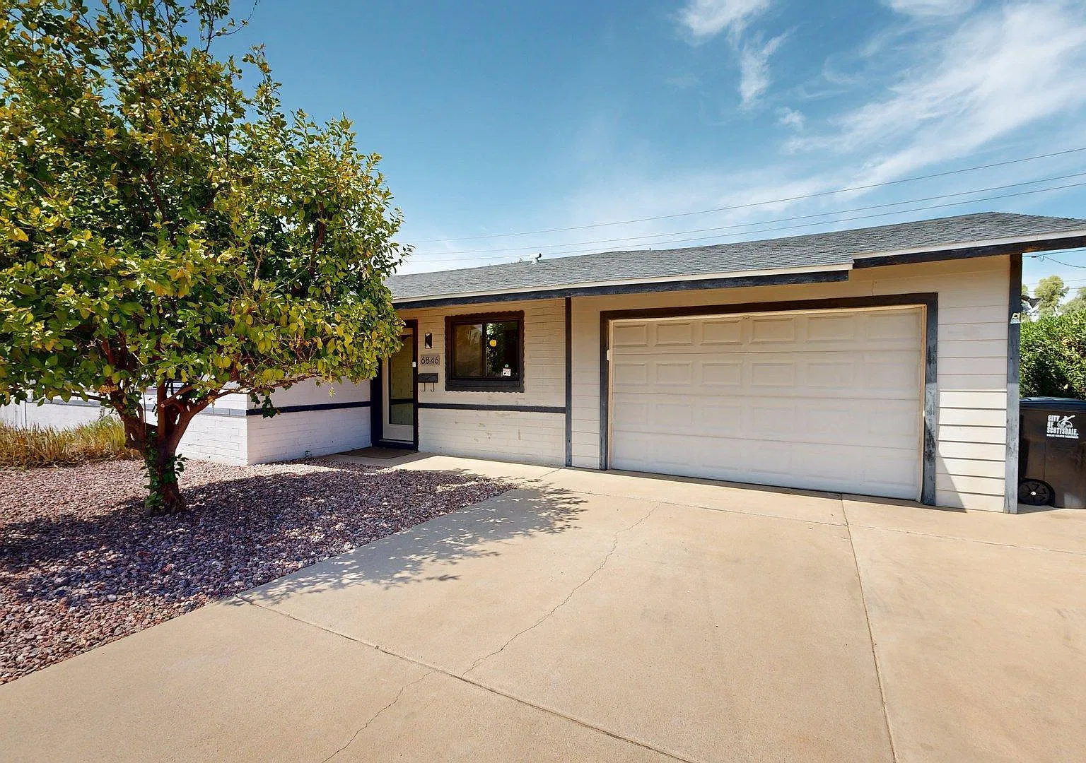 4 bed, 2.0 bath, $4,700 — Photo 3