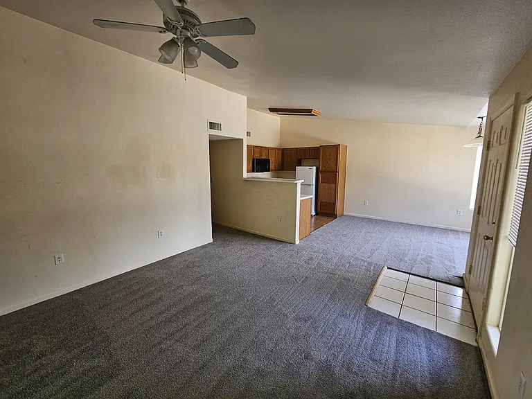 5431 S Dover St #202 — Photo 4