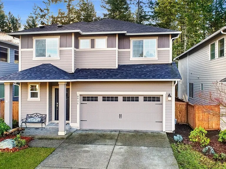 8935 Corona St NE — Photo 1