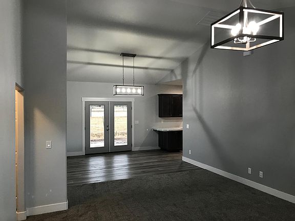 Living and dining area