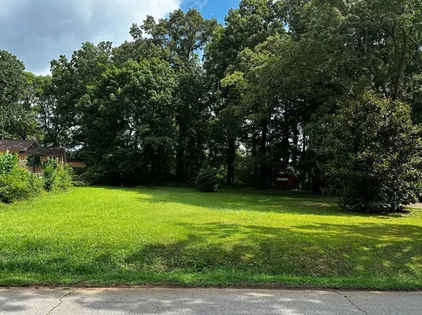 4296 Hidden Valley Rd, Decatur, GA 30035